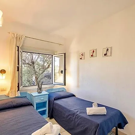Hotel Baia De Bahas Golfo Di Marinella 3*